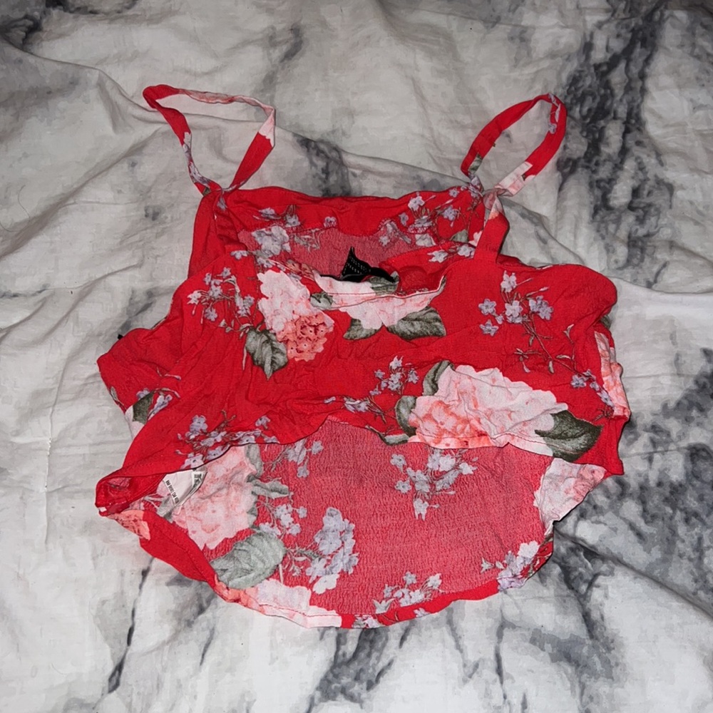 Open back crop - Picture 2 of 2